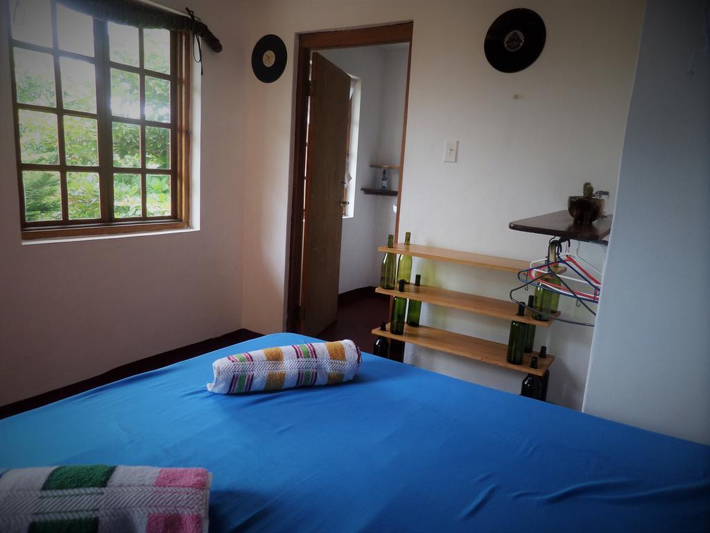 La Familia Guest House&Natural Farm Port Antonio Extérieur photo